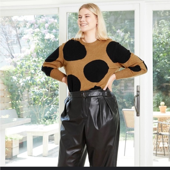 Who What Wear Sweaters - Who What Wear Brown + Black Polka Dot Crew Neck Sweater